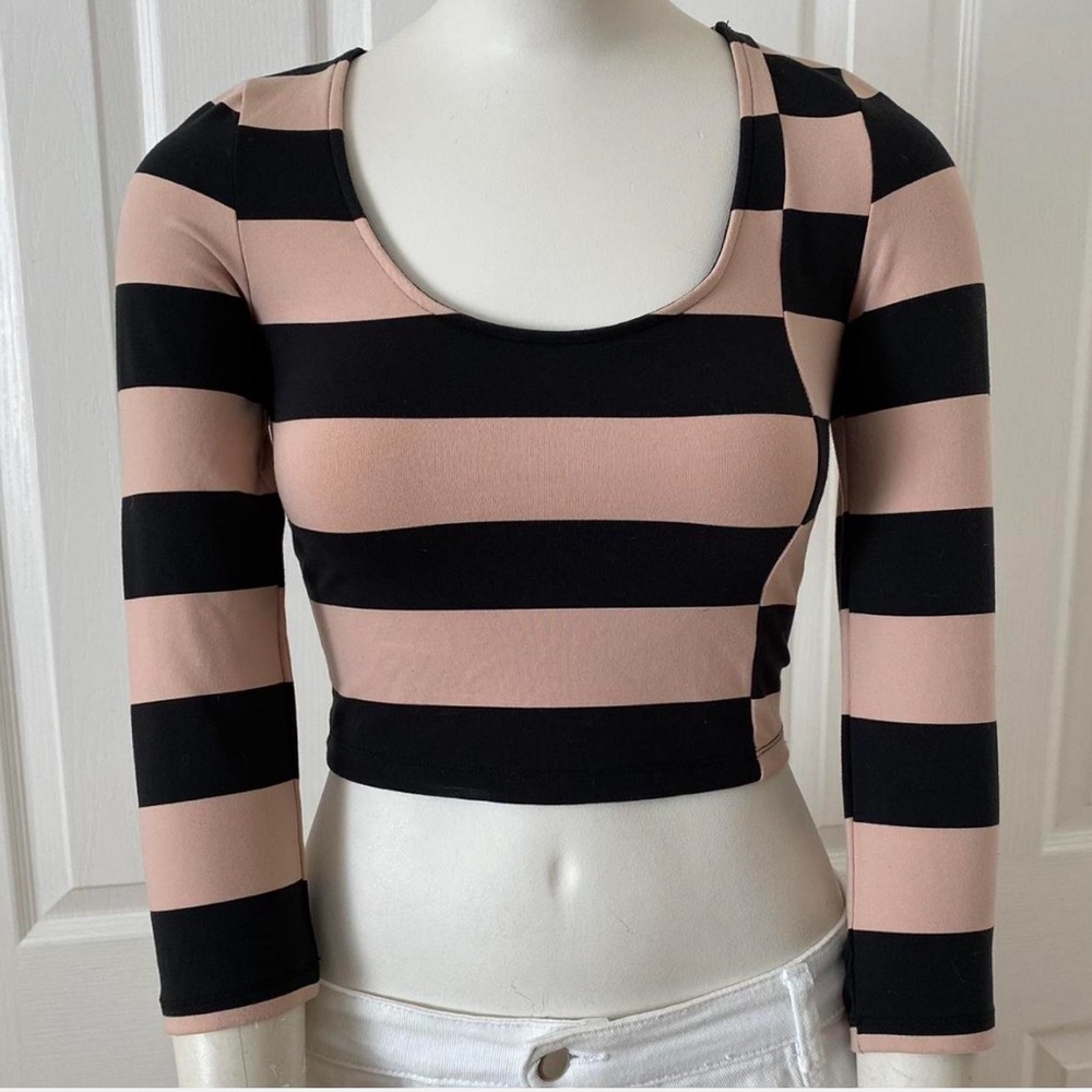 Vintage Bebe black and pink striped 3/4 long sleeve crop top XS - Picture 3 of 7